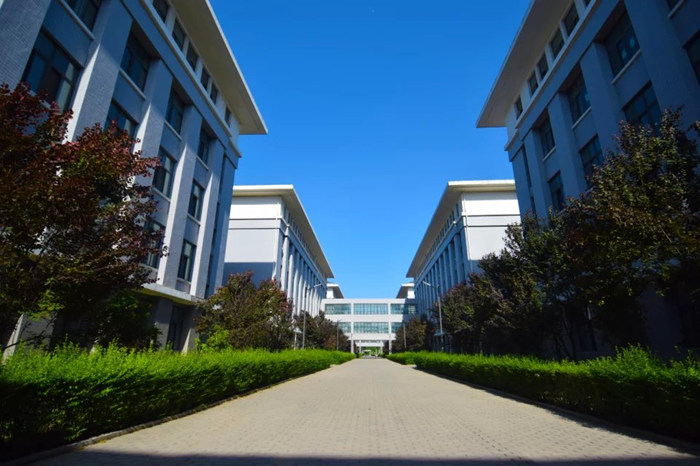 实验实训楼一角