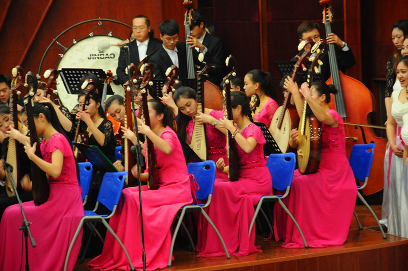 威廉希尔足球官网新年音乐会